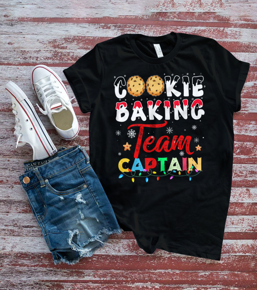 Christmas Cookie Baking Team Captain Holiday Lights Snowflakes Decor T-Shirt