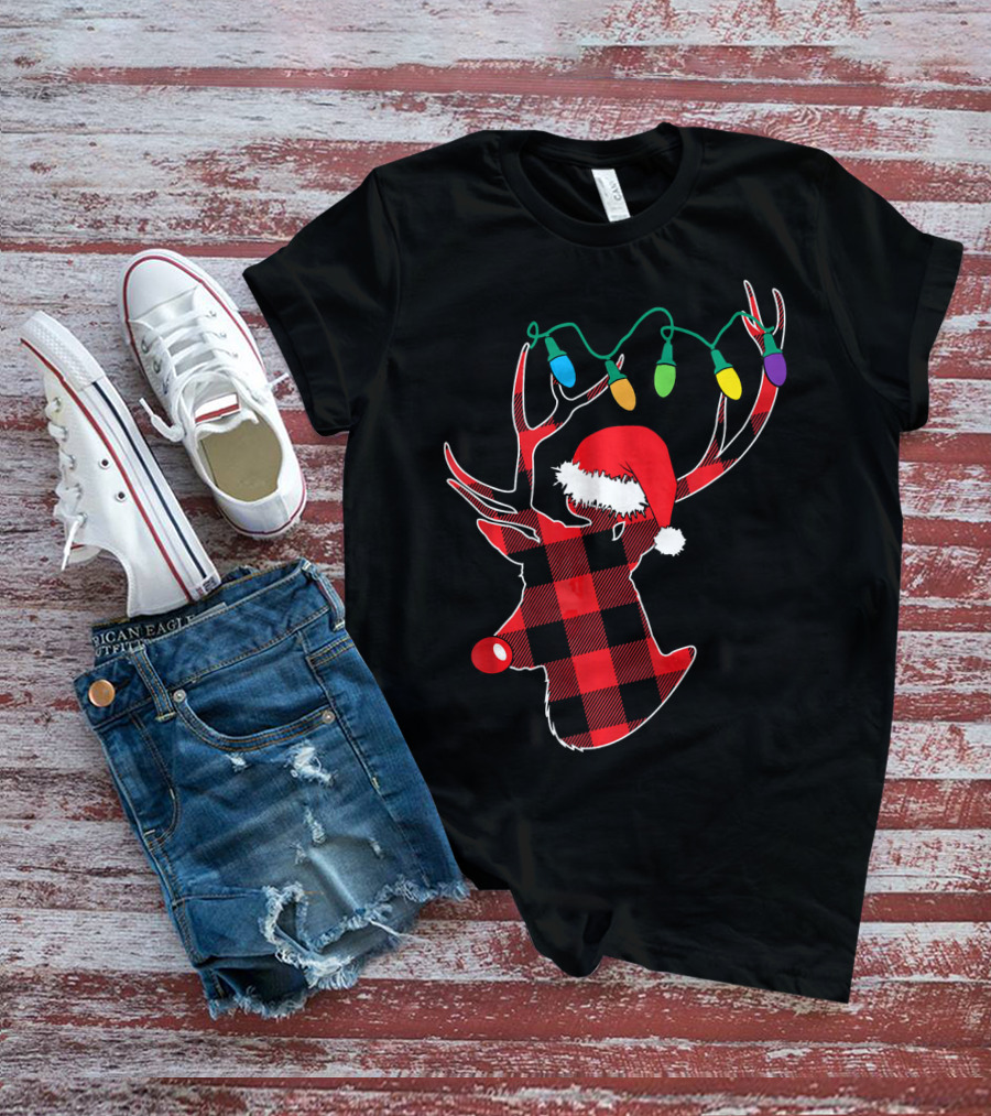 Christmas Deer Santa Hat Buffalo Plaid String Lights T-Shirt