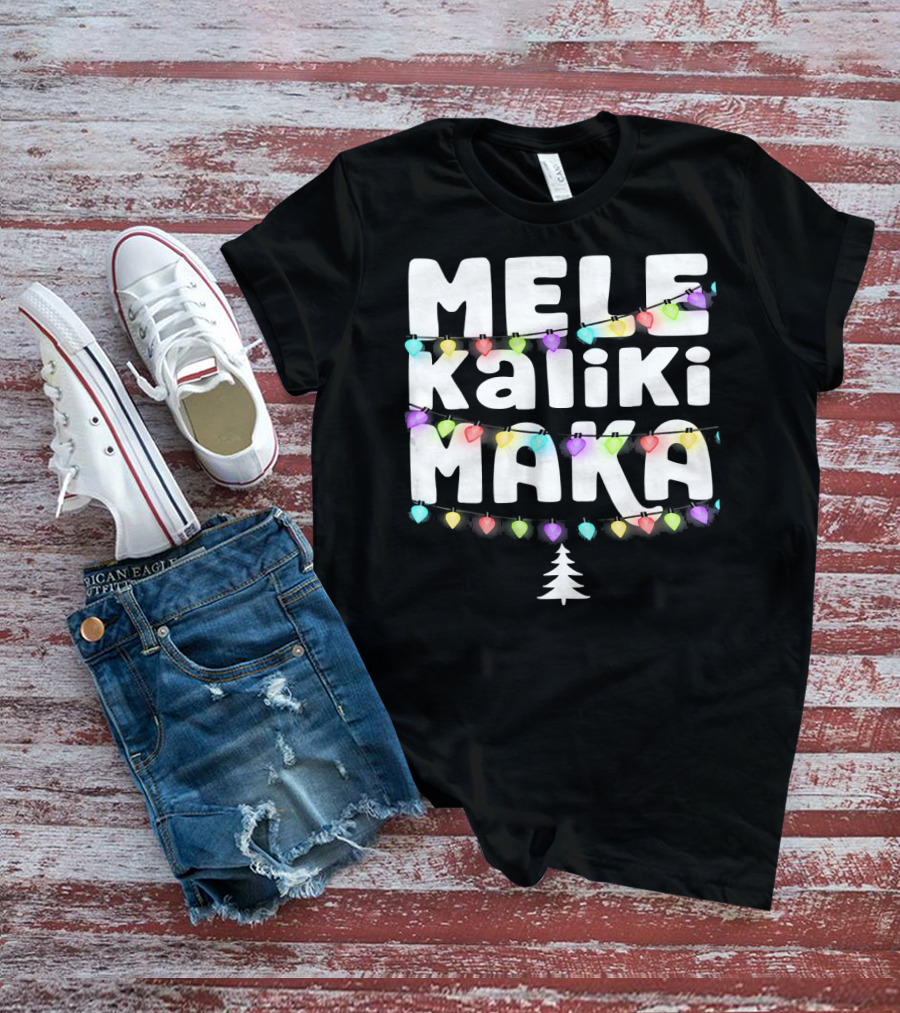 Mele Kalikimaka Hawaiian Christmas Festive Lights Tree T-Shirt