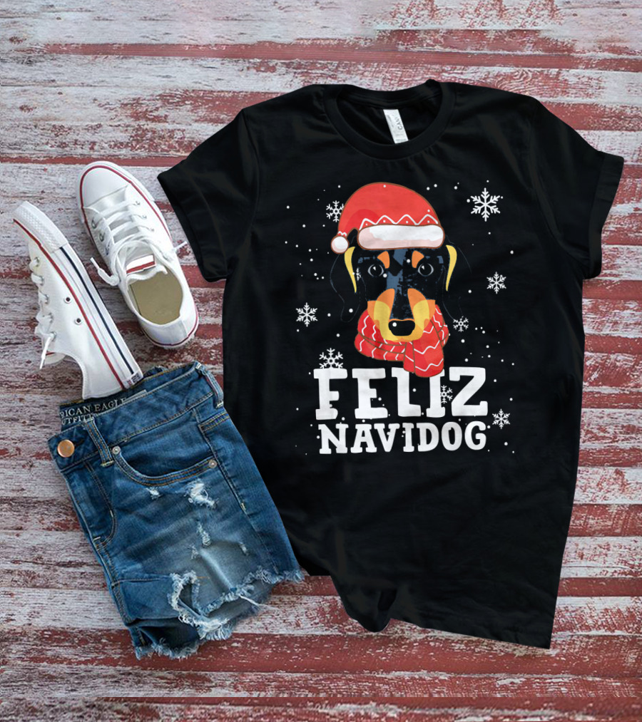 Feliz Navidog Dachshund Dog Christmas Snowflakes Santa Hat Scarf T-Shirt