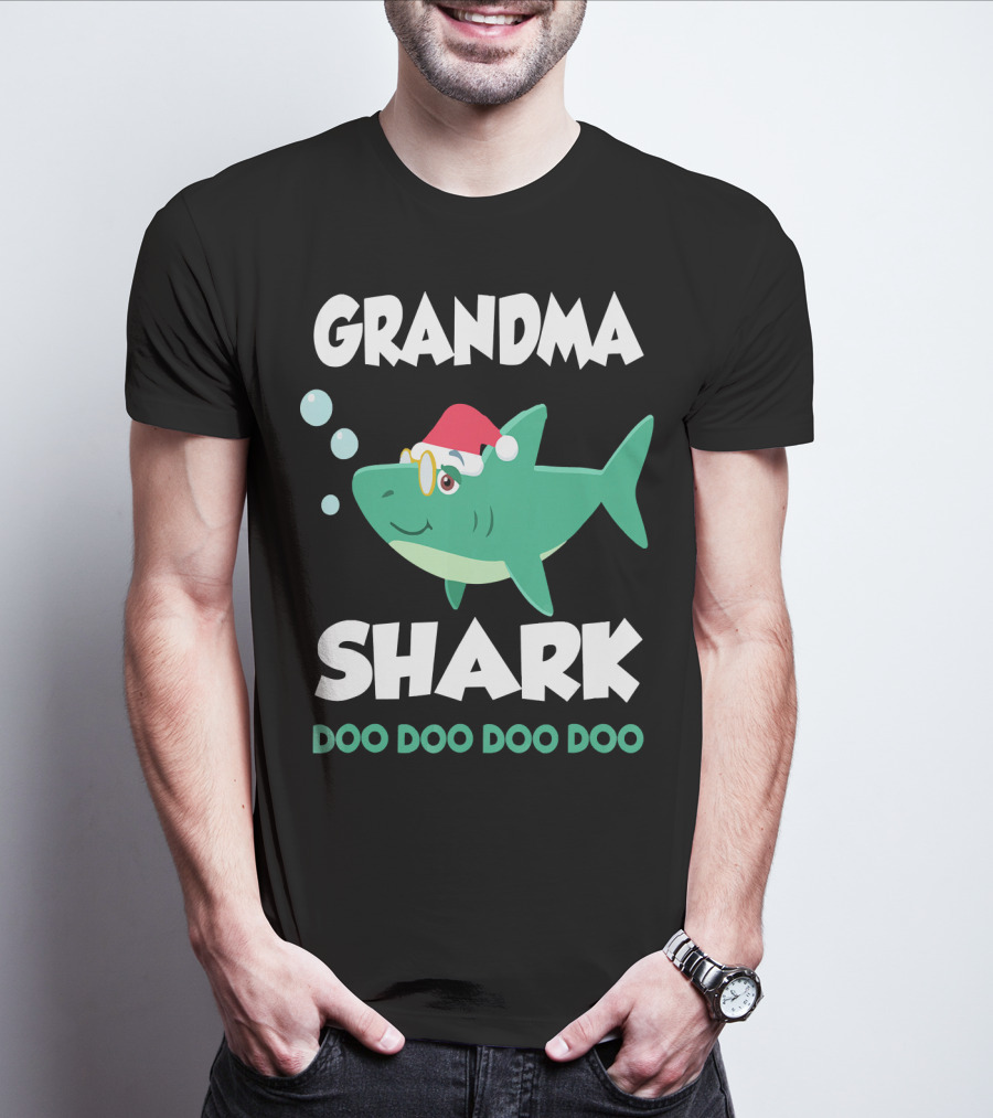 Grandma Shark Christmas Doo Doo Doo Doo Santa Hat T-Shirt