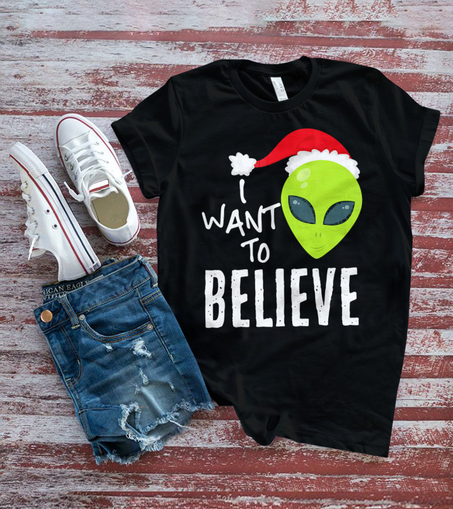 I Want To Believe Alien Santa Hat Christmas UFO T-Shirt