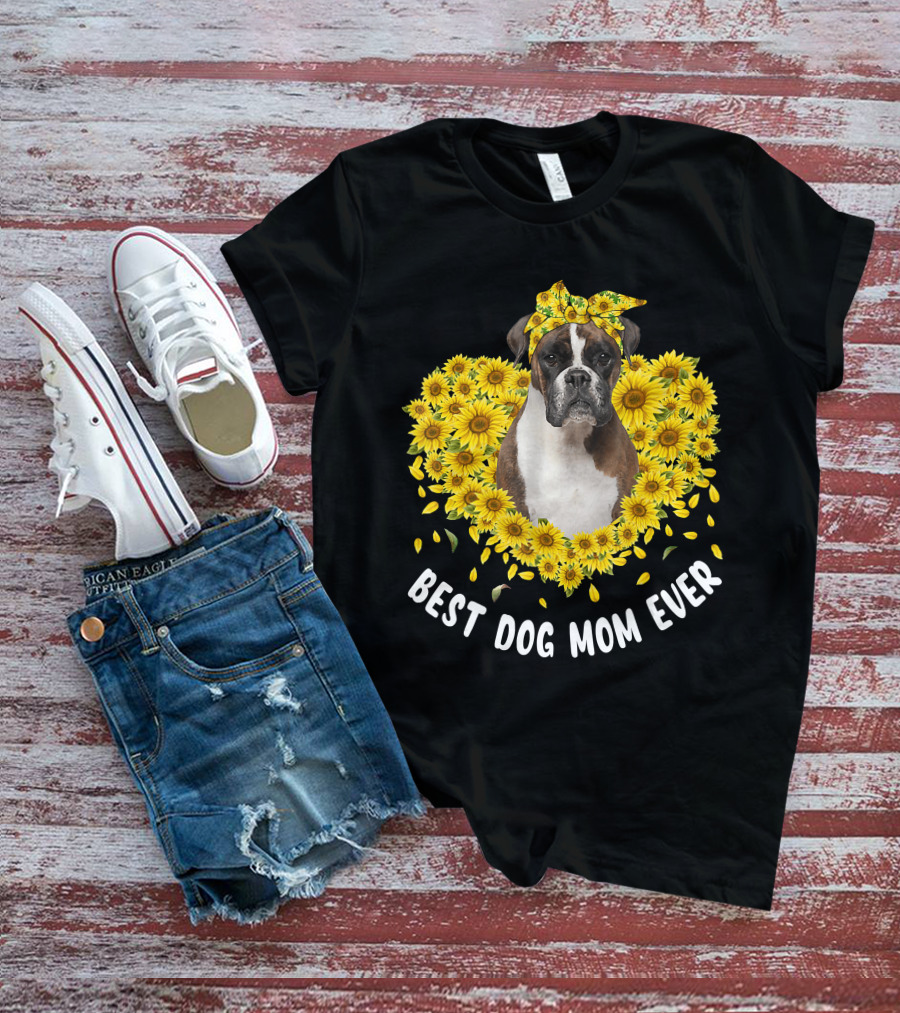 Best Dog Mom Ever Boxer Surrounded By Sunflowers T-Shirt