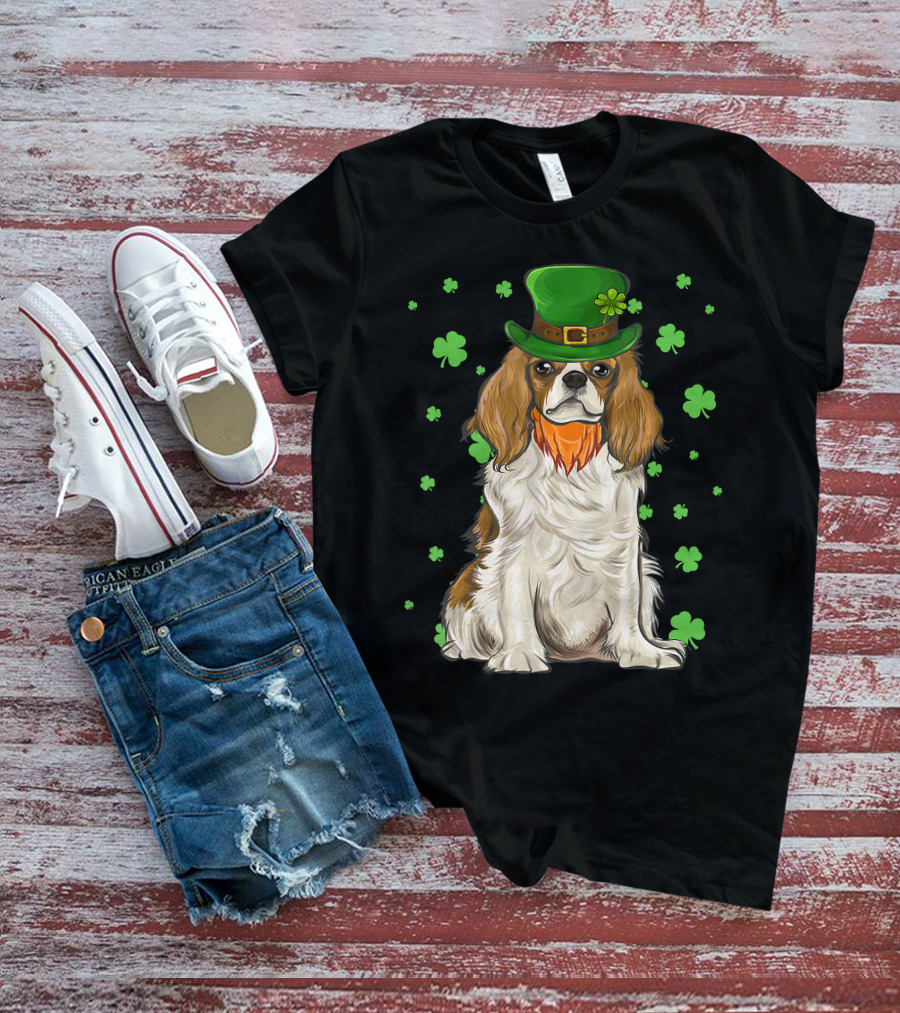 St Patricks Day Cavalier King Charles Spaniel Green Hat Clover T-Shirt