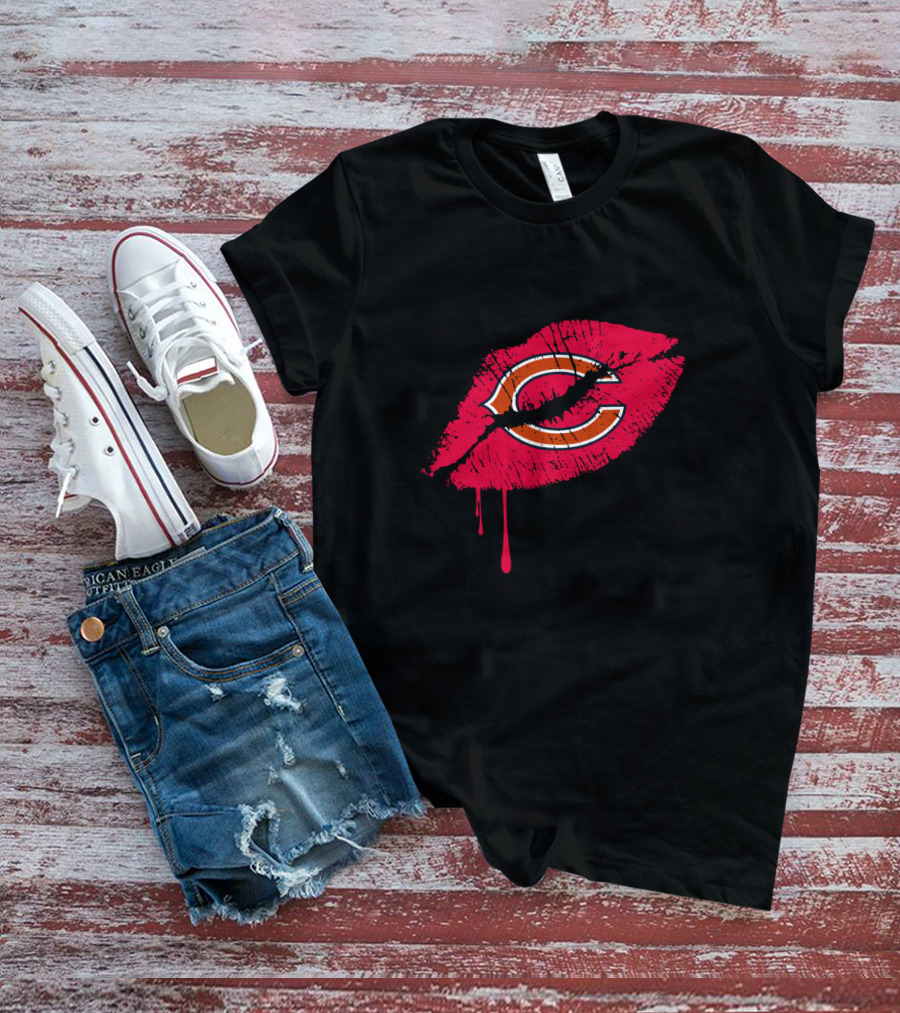 Chicago Bears Logo Within Red Lip Print T-Shirt
