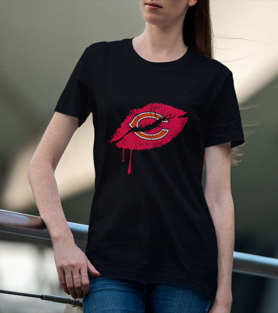 Chicago Bears Logo Within Red Lip Print T-Shirt