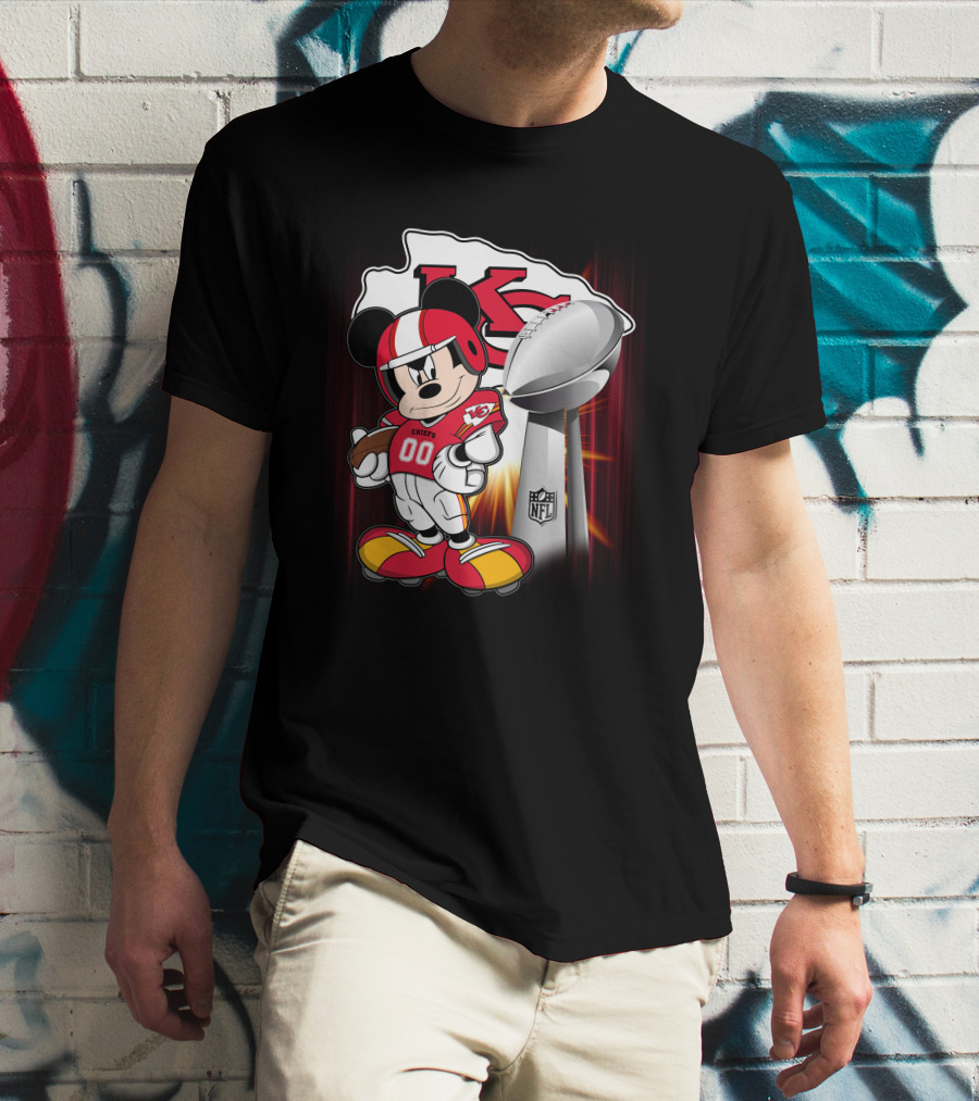 Kansas City Chiefs Mickey Mouse NFL Trophy T-Shirt